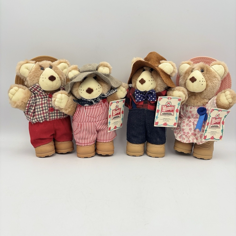 Vintage 1986 Wendy's Furskins Bears Complete Set Of 4 W/ Hats & Tags